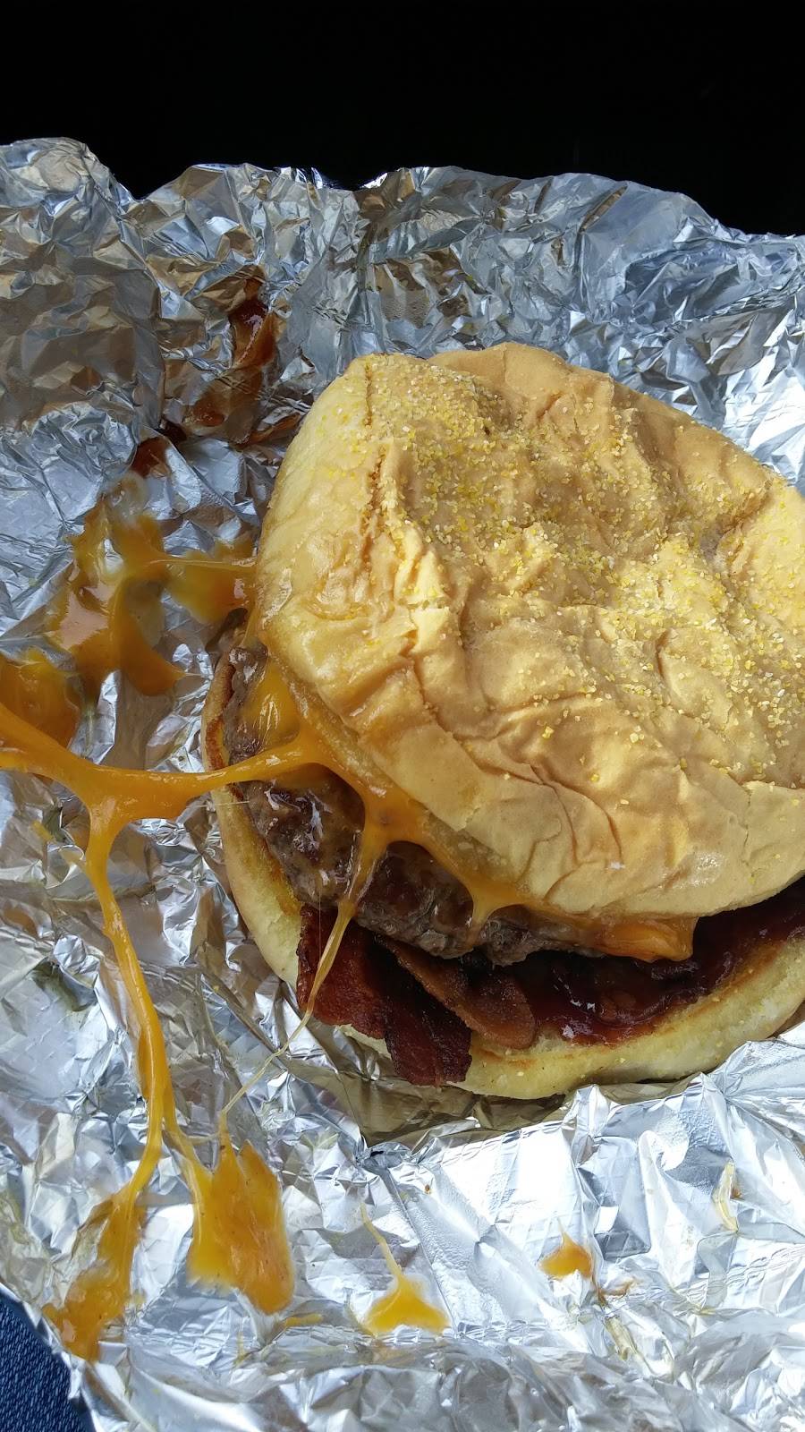 Community Deli | meal takeaway | 901 Oberlin Rd, Raleigh, NC 27605, USA | 9198966810 OR +1 919-896-6810