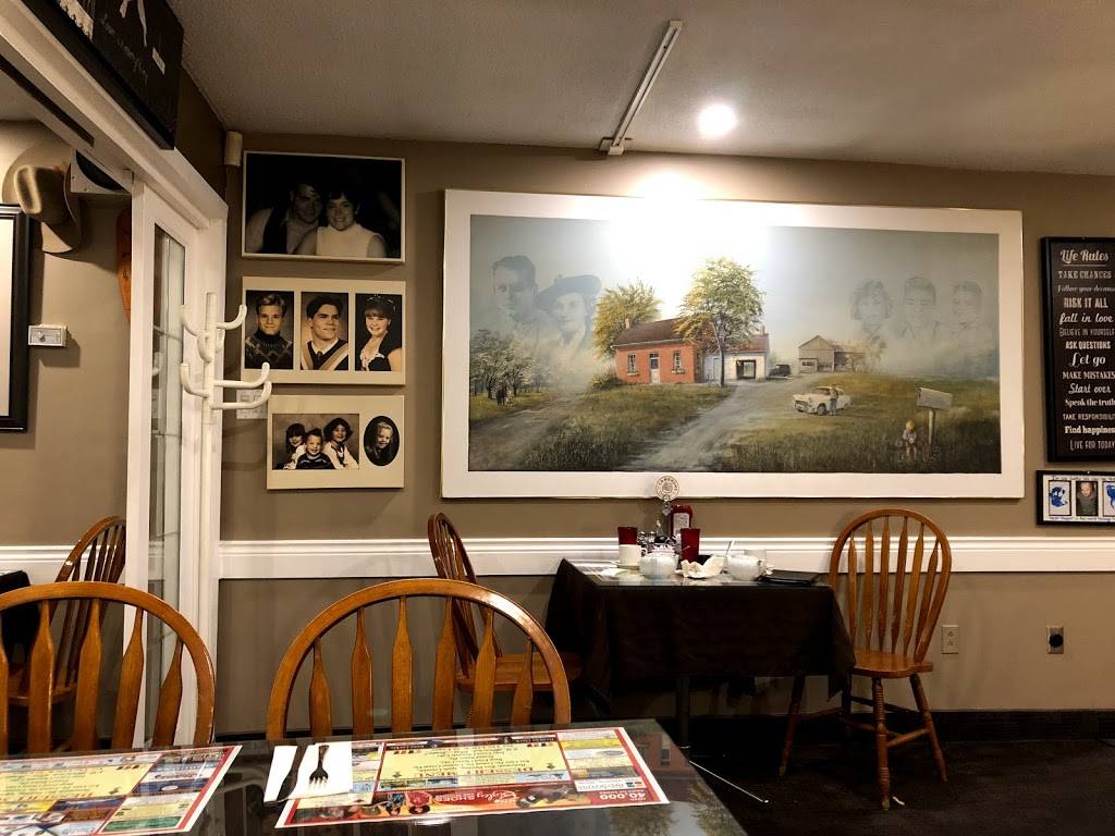 Just For The Halibut Taphouse & Grill | restaurant | 17 King St E, Bobcaygeon, ON K0M 1A0, Canada | 7057384545 OR +1 705-738-4545