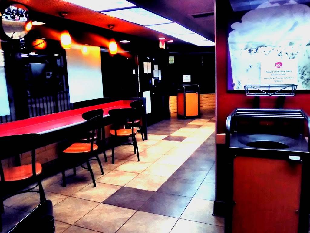 Jack in the Box | restaurant | 6416 Woodman Ave, Van Nuys, CA 91401, USA | 8189090066 OR +1 818-909-0066