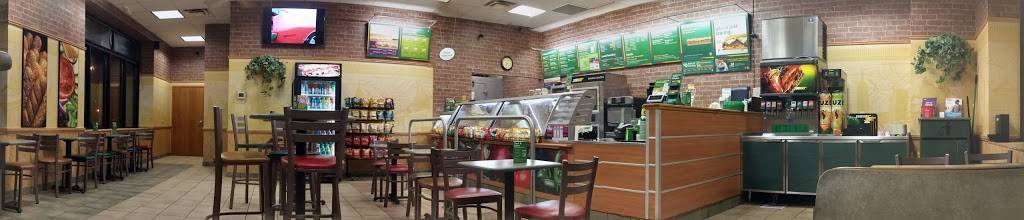 Subway | meal takeaway | 12155 Lioness Way Unit 101, Parker, CO 80134, USA | 3037922220 OR +1 303-792-2220