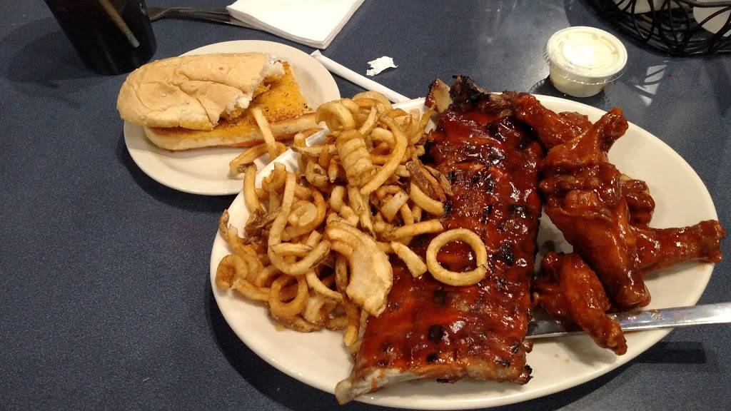 Buffalo Wings & Ribs | restaurant | 4636 Coldwater Rd, Fort Wayne, IN 46825, USA | 2604829464 OR +1 260-482-9464
