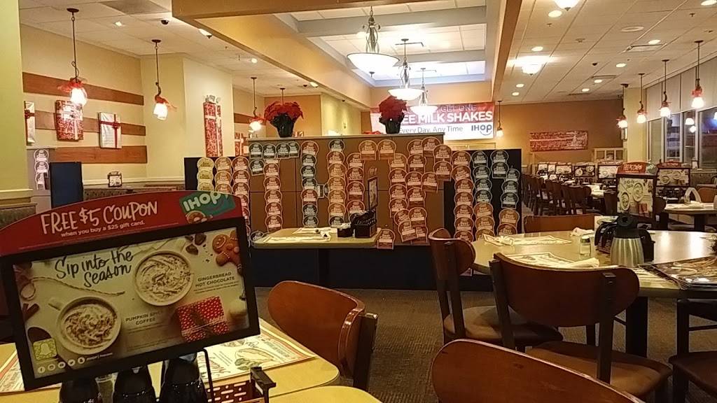 IHOP | bakery | 3914 Fettler Park Dr, Dumfries, VA 22025, USA | 7034412525 OR +1 703-441-2525
