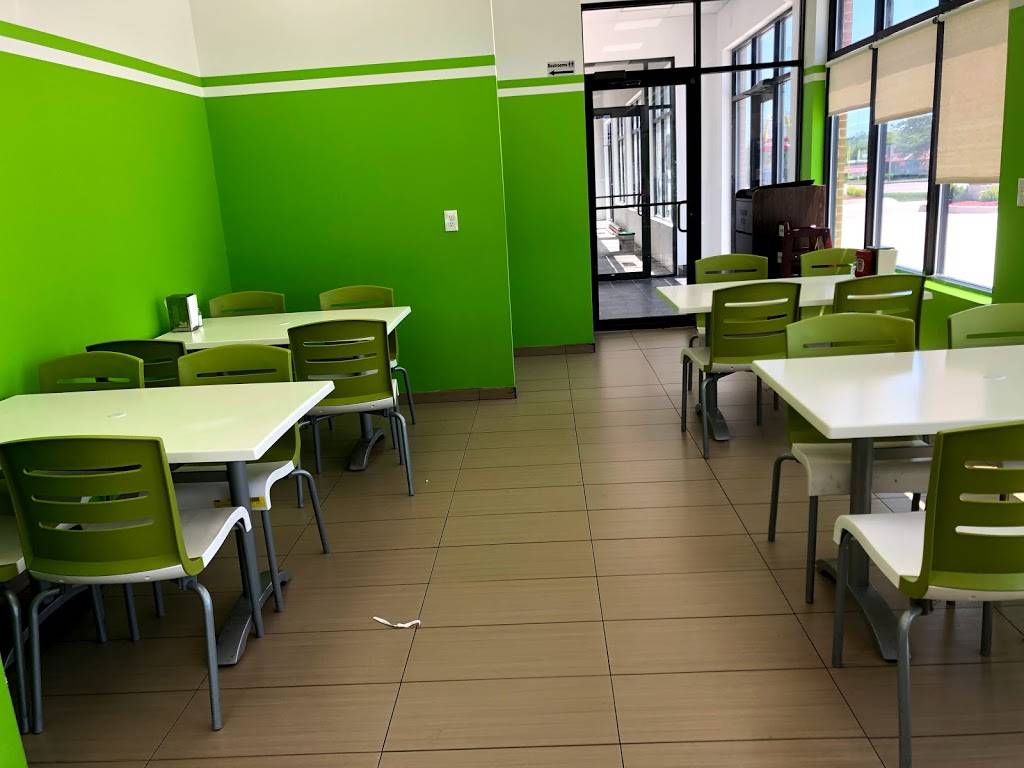 Sinbads Grill | restaurant | 11414 W Silver Spring Dr, Milwaukee, WI 53225, USA | 4147637479 OR +1 414-763-7479