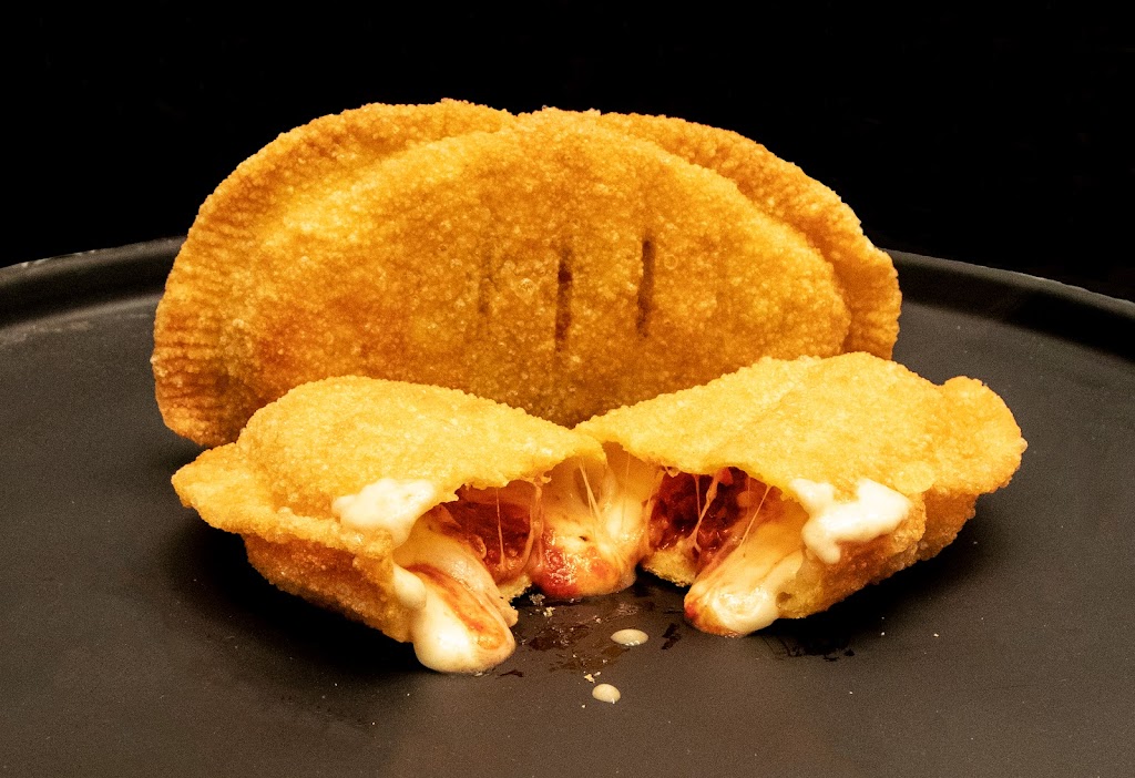 Marvinos Pizza | restaurant | 95 N Moorland Rd FC-6, Brookfield, WI 53005, USA | 2627943385 OR +1 262-794-3385