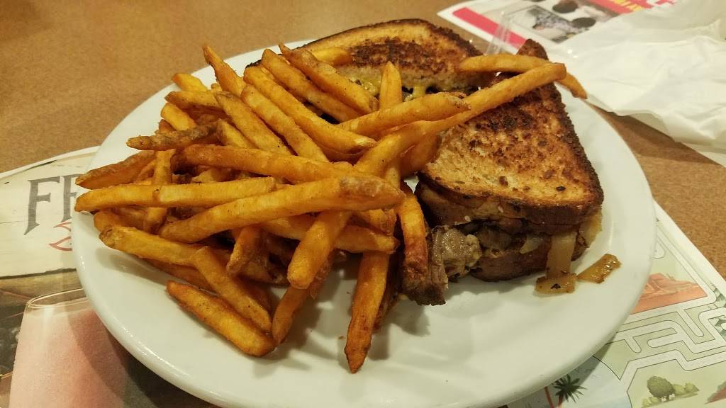 Dennys | restaurant | 255 Centereach Mall, Centereach, NY 11720, USA | 6315803838 OR +1 631-580-3838