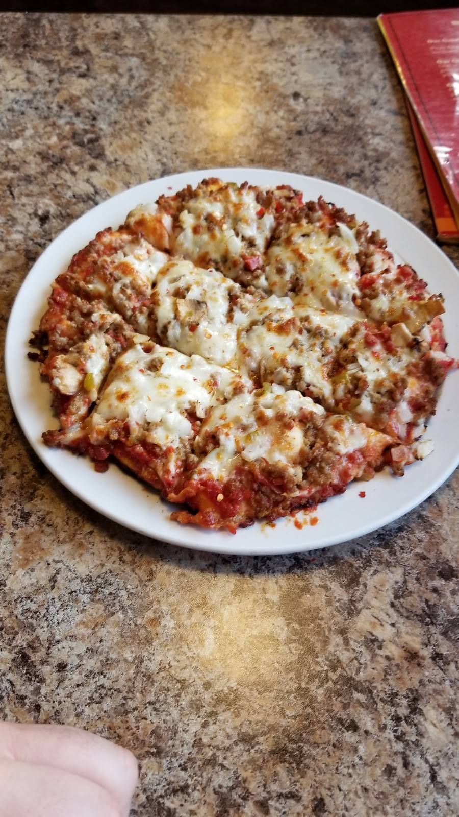 Pizza King | restaurant | 1206 N Wayne St, Angola, IN 46703, USA | 2606652134 OR +1 260-665-2134