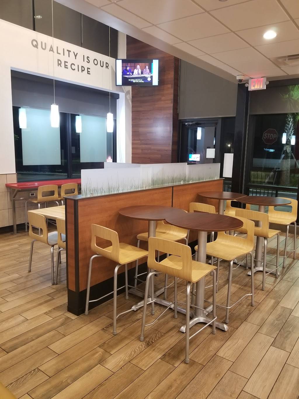 Wendys | restaurant | 3700 Aloma Ave, Winter Park, FL 32792, USA | 4076774081 OR +1 407-677-4081