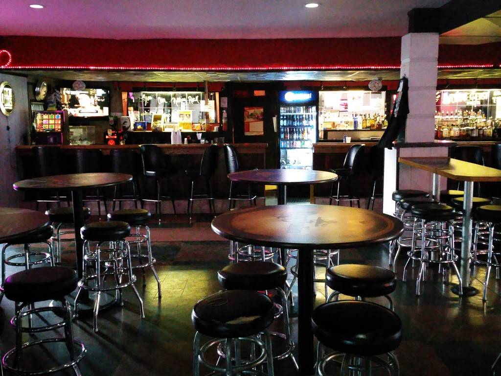 Pump Bar & Grill | restaurant | 4024 Hayes Ave, Sandusky, OH 44870, USA | 4196211041 OR +1 419-621-1041