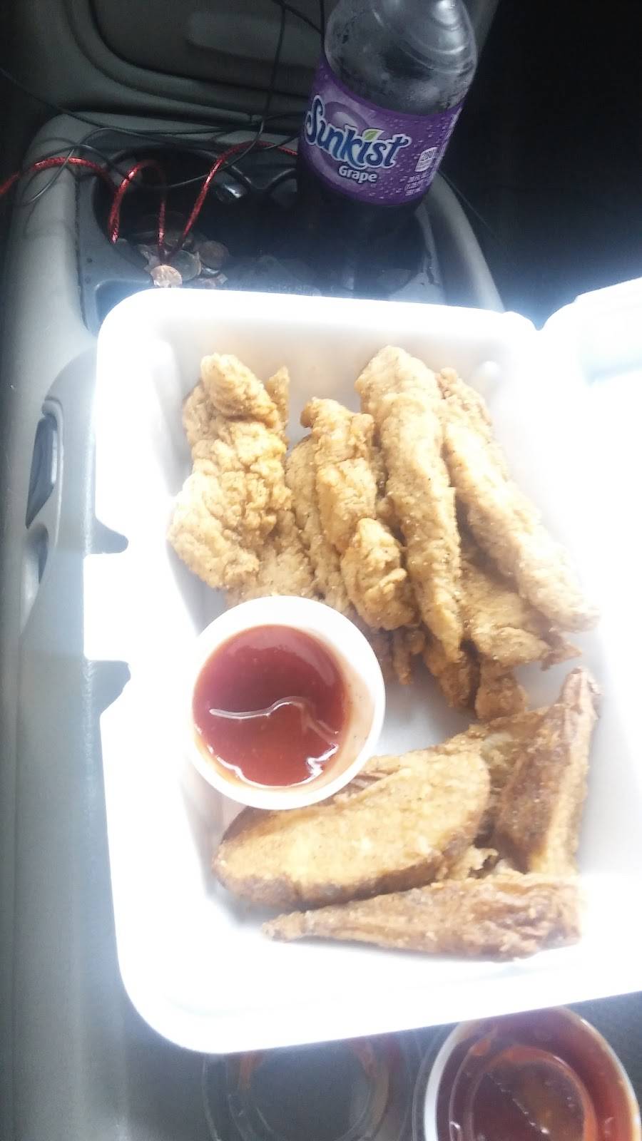 Krispies Fried Chicken | restaurant | 1625 Williamsburg Rd, Richmond, VA 23231, USA | 8042264831 OR +1 804-226-4831