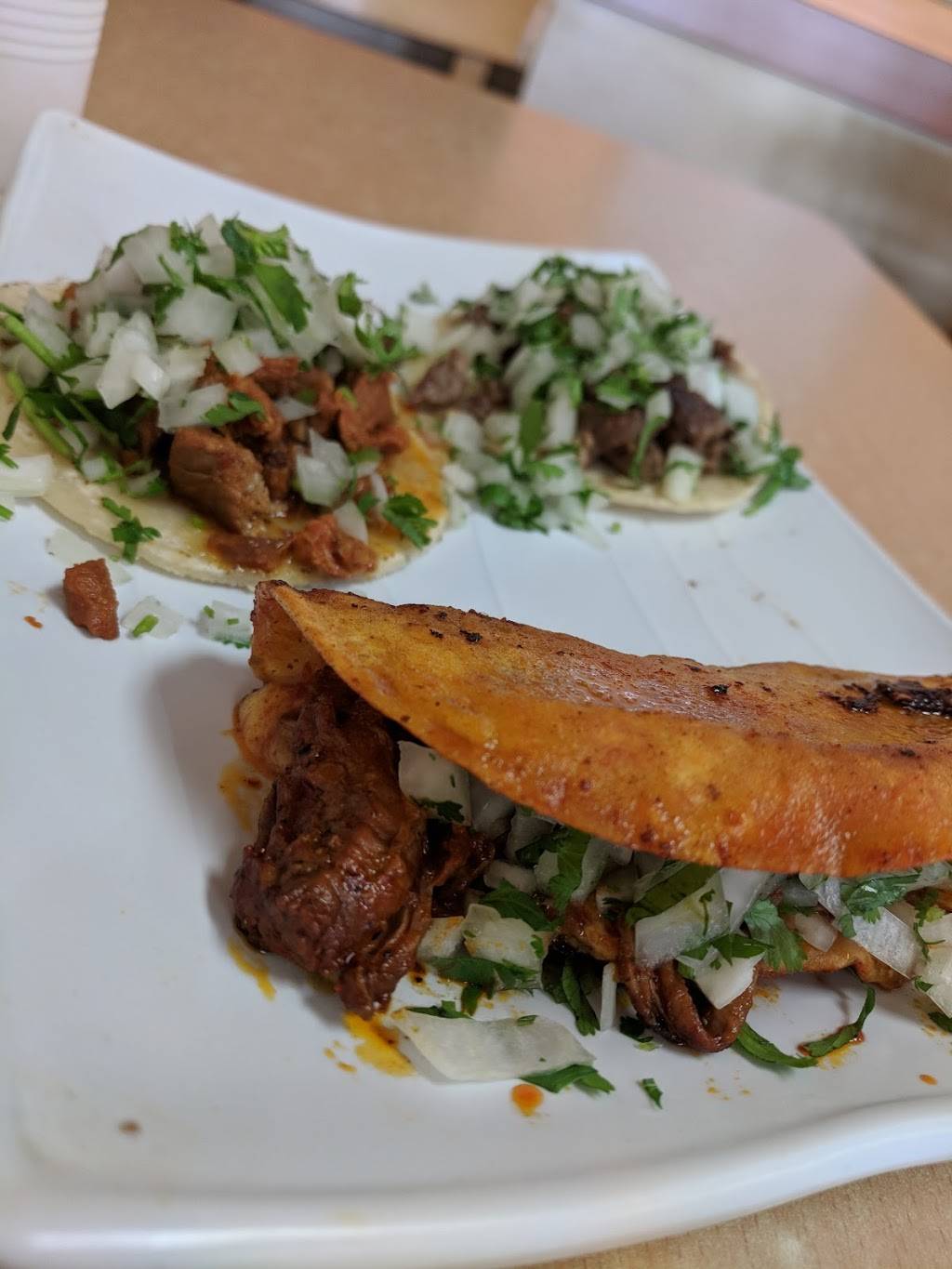 El Bukanas Tacos & Mexican Food | restaurant | 15914 Gale Ave, Hacienda Heights, CA 91745, USA | 6263339651 OR +1 626-333-9651