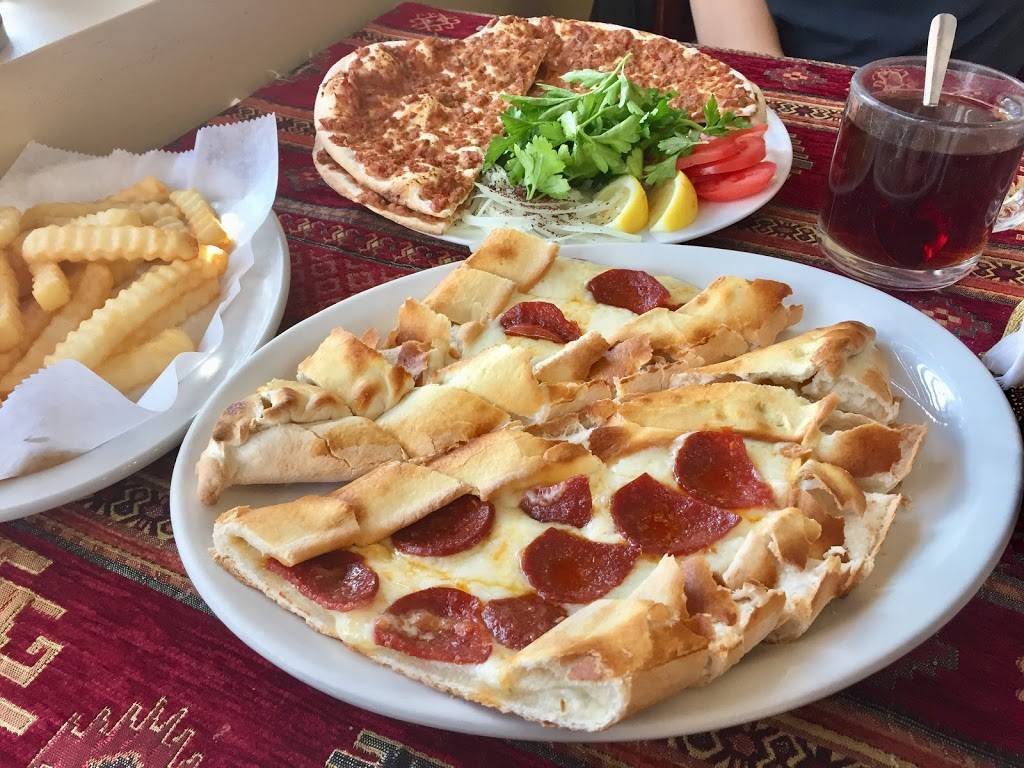 I-Cafe Sukurs Place / Pide Ve Lahmacun | restaurant | 1814 W Irving Park Rd, Chicago, IL 60613, USA | 7737554022 OR +1 773-755-4022