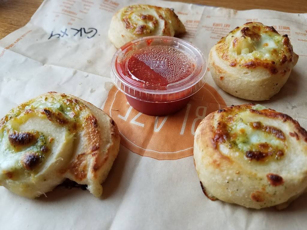 Blaze Pizza | meal takeaway | 2091 Harbison Dr suite d, Vacaville, CA 95687, USA | 7077062350 OR +1 707-706-2350