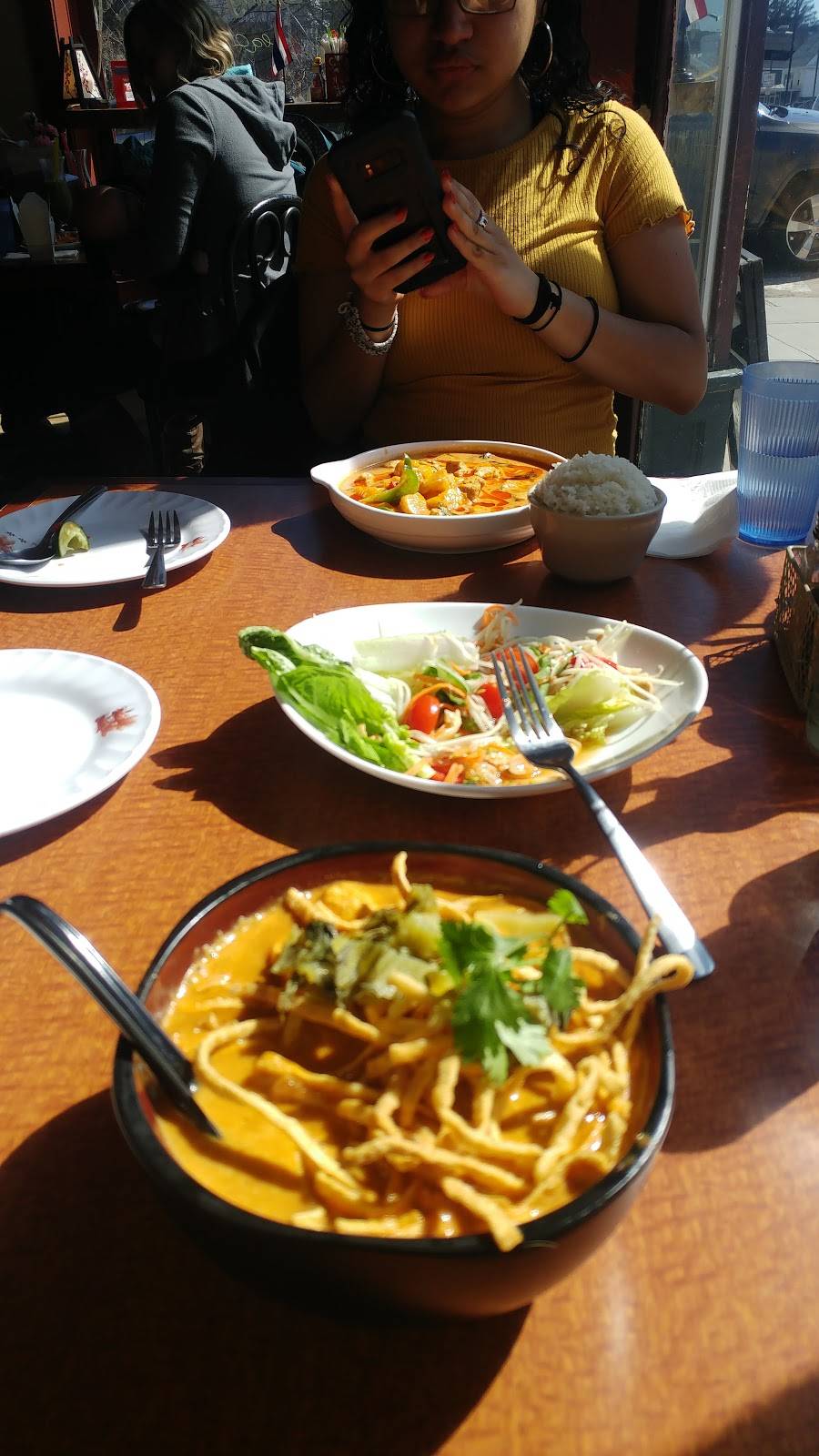 East West Cafe | restaurant | 2 N Winooski Ave #3738, Burlington, VT 05401, USA | 8025408145 OR +1 802-540-8145