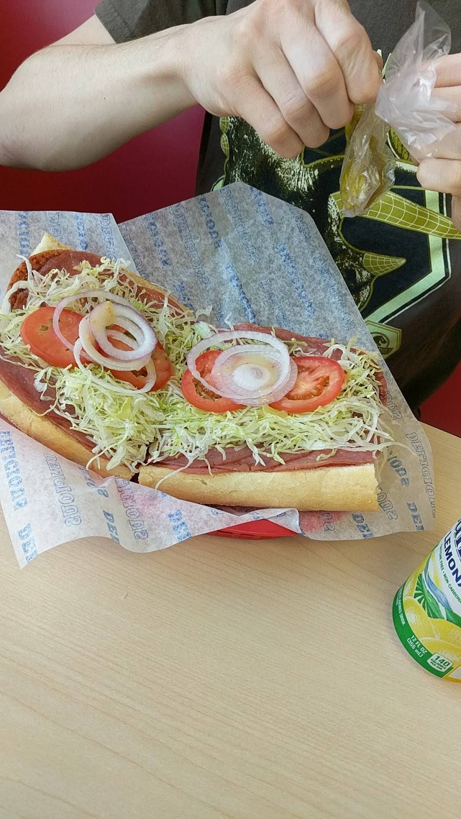 Lenos Sandwich Shop | meal takeaway | 1826 Grand Ave, Waukegan, IL 60085, USA | 8472447320 OR +1 847-244-7320