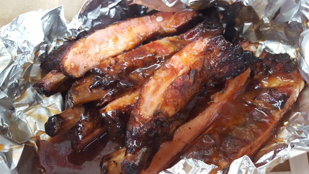 Meshacks Bar-B-Que | restaurant | 240 E Avenue B, Garland, TX 75040, USA | 2142274748 OR +1 214-227-4748