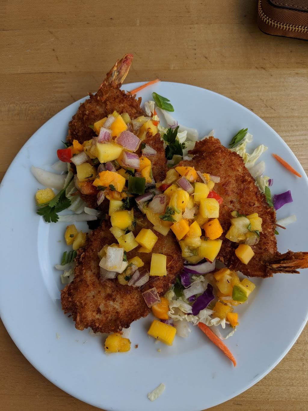 Newport Landing Restaurant | restaurant | 503 Edgewater Pl, Newport Beach, CA 92661, USA | 9496752373 OR +1 949-675-2373