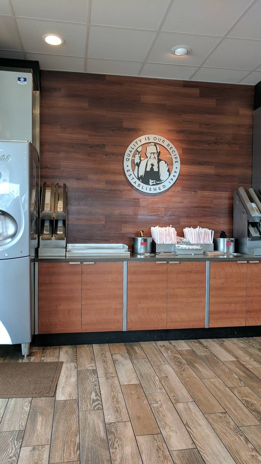 Wendys | restaurant | 520 Southern Artery, Quincy, MA 02169, USA | 6174723981 OR +1 617-472-3981