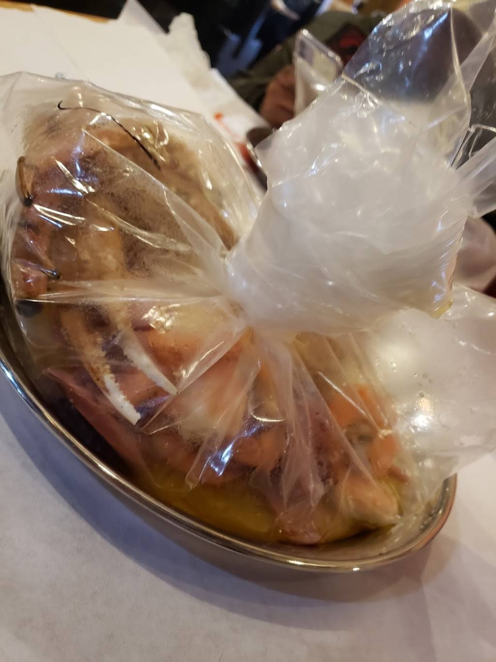 Crazy Crab | restaurant | 25271 Telegraph Rd, Southfield, MI 48033, USA | 2483277400 OR +1 248-327-7400