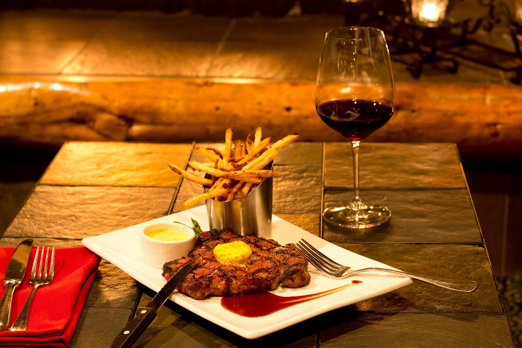 Petras Bistro & Wine Bar | restaurant | 6080 Minaret Rd, Mammoth Lakes, CA 93546, USA | 7609343500 OR +1 760-934-3500