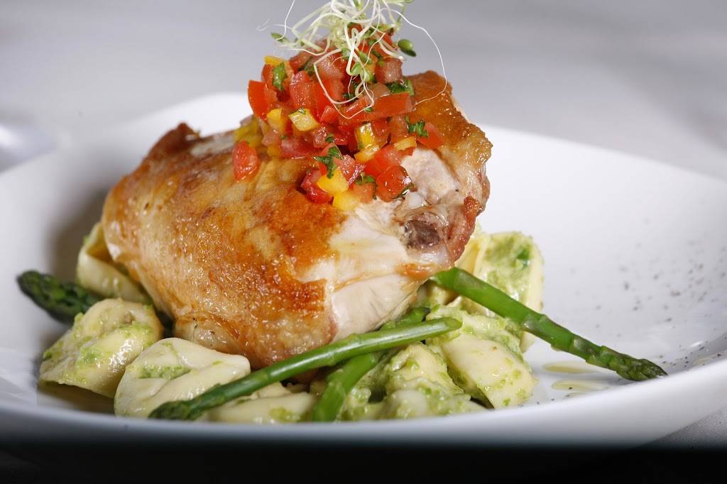 M Waterfront Grille | restaurant | The Village on Venetian Bay, 4300 Gulf Shore Blvd N, Naples, FL 34103, USA | 2392634421 OR +1 239-263-4421