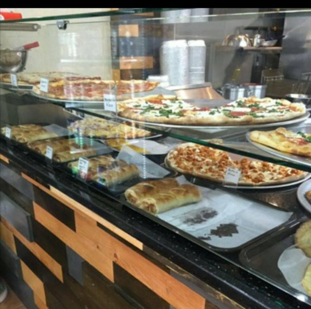 Pie-Zano Pizza | restaurant | 94 Nagle Ave, New York, NY 10040, USA | 2125671500 OR +1 212-567-1500