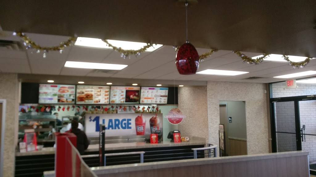 Burger King | restaurant | 1105 W 7th St, Auburn, IN 46706, USA | 2609279204 OR +1 260-927-9204