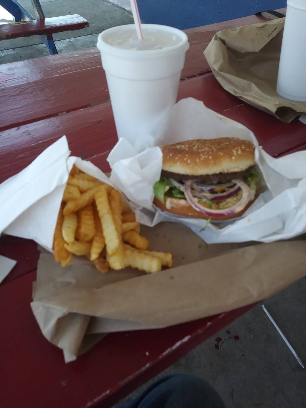 Kings Drive In | meal takeaway | 800 Norris Rd, Bakersfield, CA 93308, USA | 6613879346 OR +1 661-387-9346