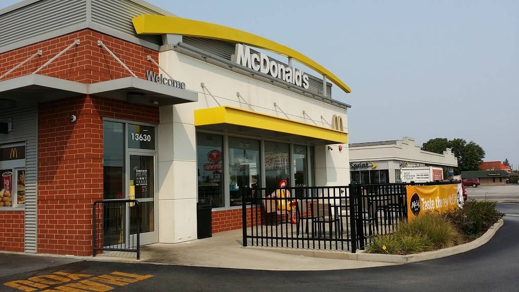McDonalds | cafe | 13630 S Cicero Ave, Crestwood, IL 60445, USA | 7083710650 OR +1 708-371-0650
