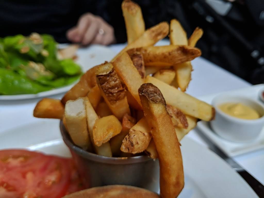 Spruce | restaurant | 3640 Sacramento St, San Francisco, CA 94118, USA | 4159315100 OR +1 415-931-5100