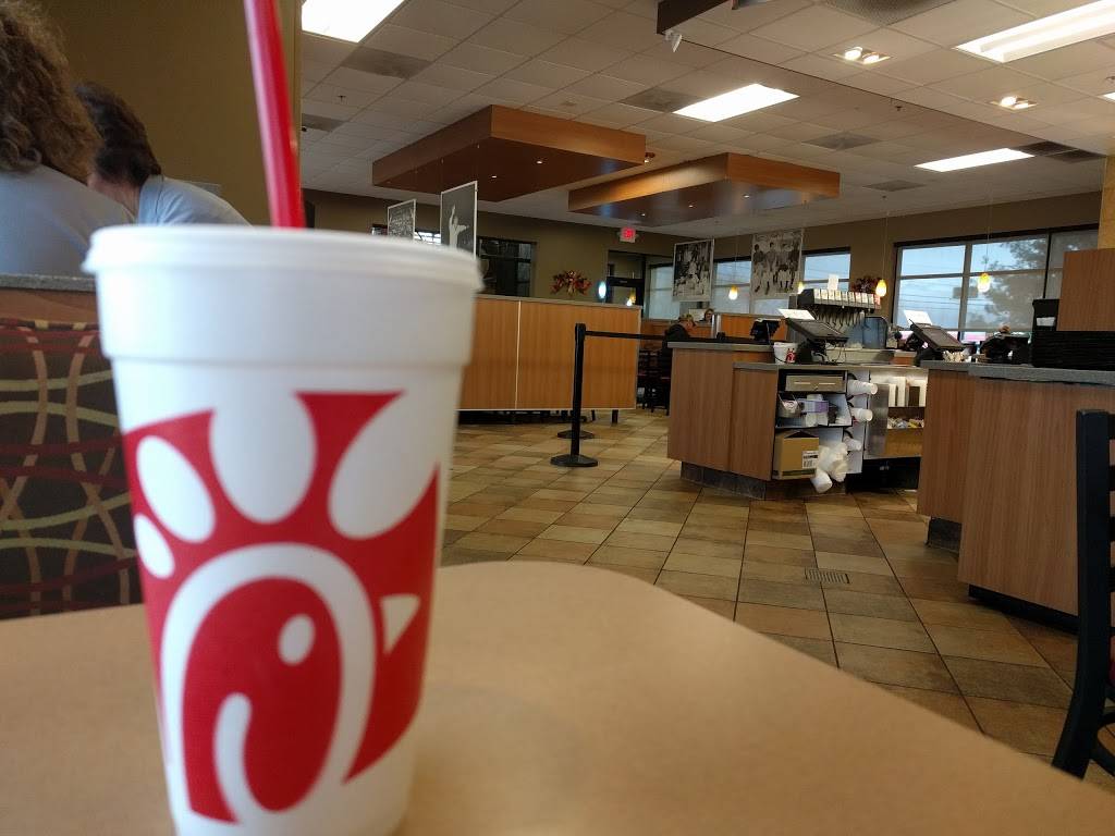 Chick-fil-A | restaurant | 3675 S US Hwy 41, Terre Haute, IN 47802, USA | 8122323675 OR +1 812-232-3675