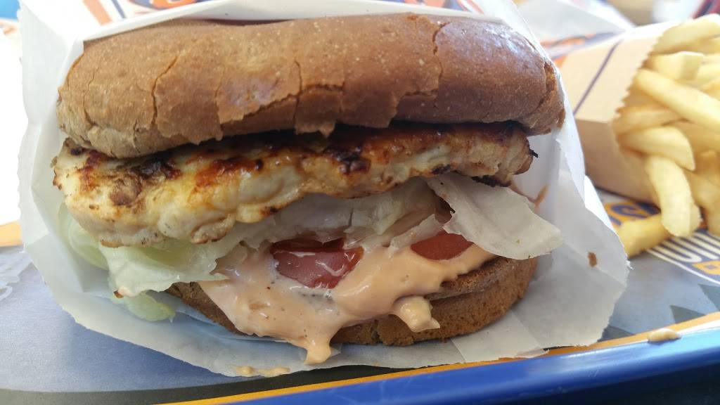 Bakers Drive-Thru | restaurant | 10225 Magnolia Ave, Riverside, CA 92503, USA | 9098845233 OR +1 909-884-5233