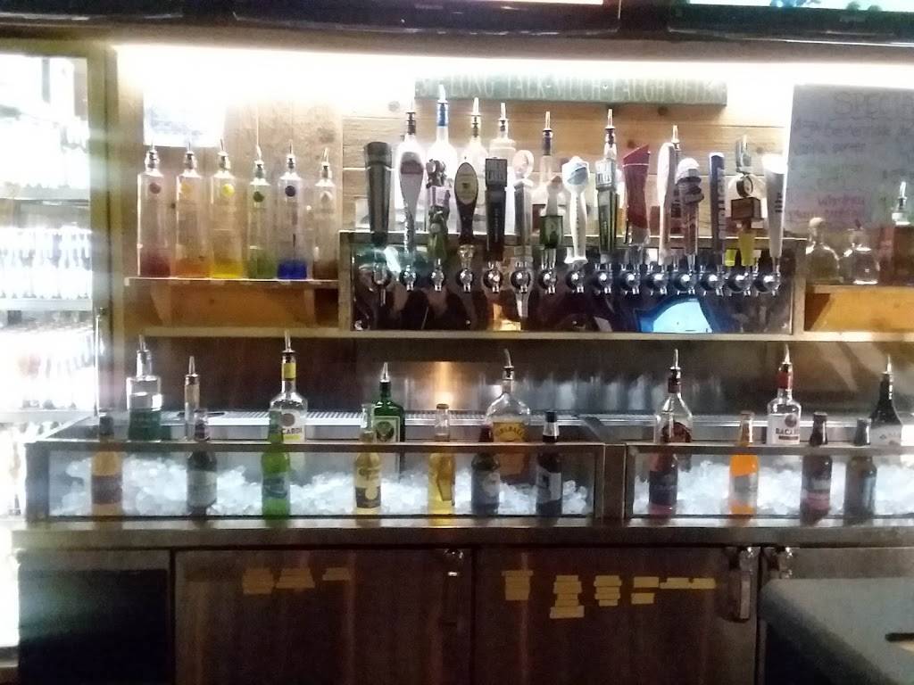 Harry Buffalo N Olmsted | restaurant | 4824 Great Northern Blvd, North Olmsted, OH 44070, USA | 4407344545 OR +1 440-734-4545