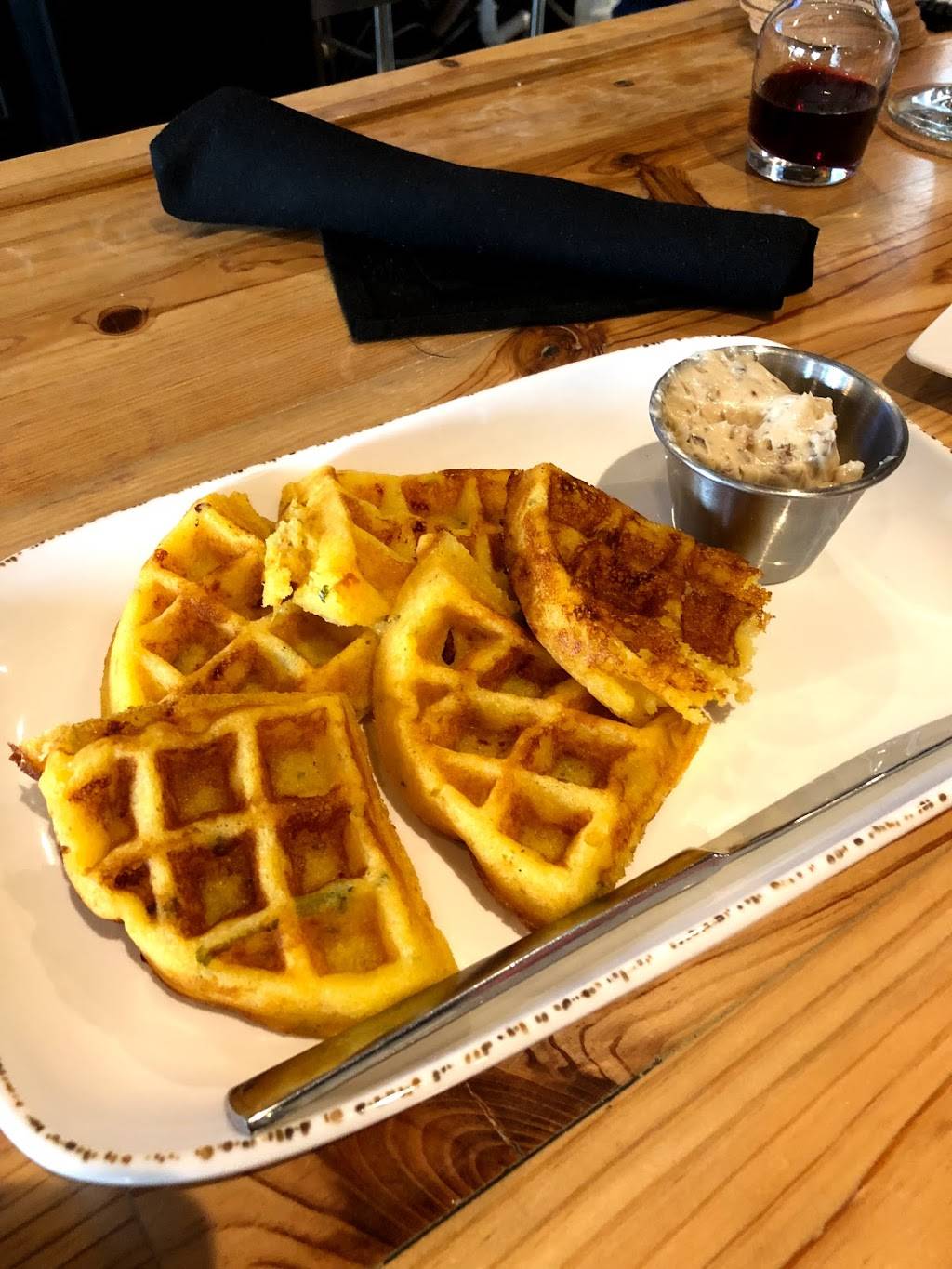 Wolf River Brisket Co. | restaurant | 9947 Wolf River Blvd #101, Germantown, TN 38139, USA | 9013165590 OR +1 901-316-5590