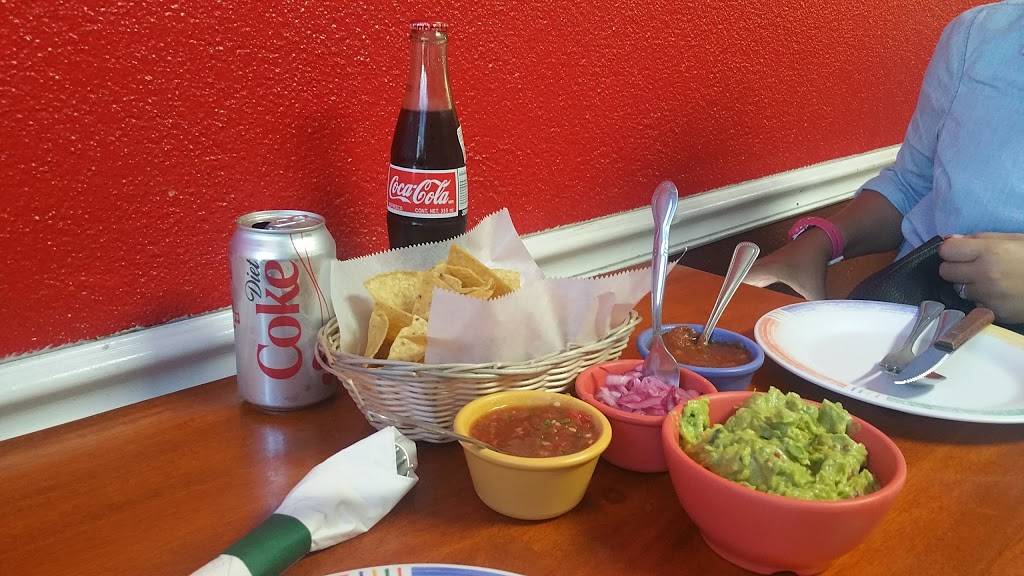 Pollo Express | restaurant | 1315 W 18th St, Chicago, IL 60608, USA | 3128291550 OR +1 312-829-1550