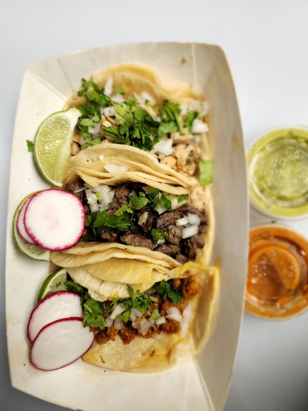 La Gordita Feliz | restaurant | 2121 University Blvd W, Wheaton, MD 20902, USA | 2408873973 OR +1 240-887-3973