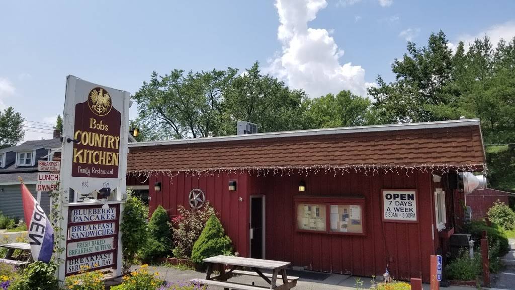 Bobs Country Kitchen | restaurant | 42 S Main St, Lanesborough, MA 01237, USA | 4134993934 OR +1 413-499-3934