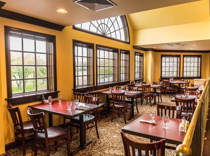 Seven Tap-Tavern | restaurant | 93 Country Club Dr, Downingtown, PA 19335, USA | 6102692000 OR +1 610-269-2000