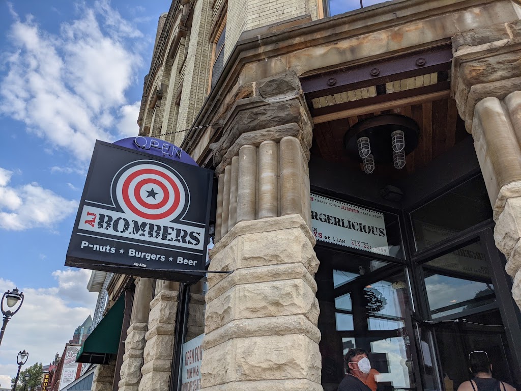 AJ Bombers | restaurant | 1247 N Water St, Milwaukee, WI 53202, USA | 4142219999 OR +1 414-221-9999