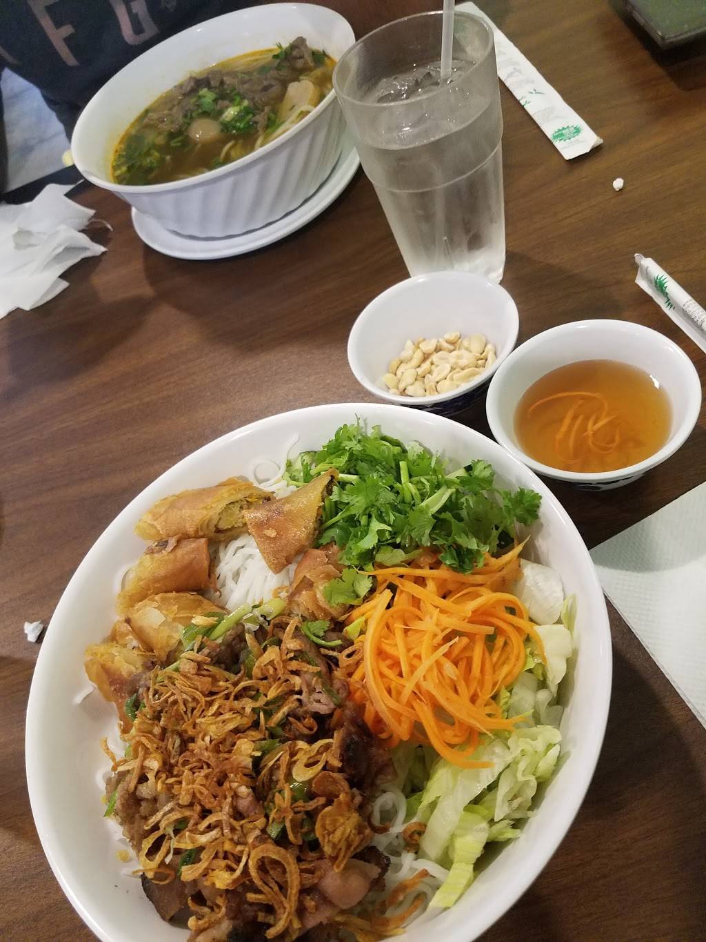 Pho VN | restaurant | 1187 N Willow Ave, Clovis, CA 93611, USA | 5593248677 OR +1 559-324-8677
