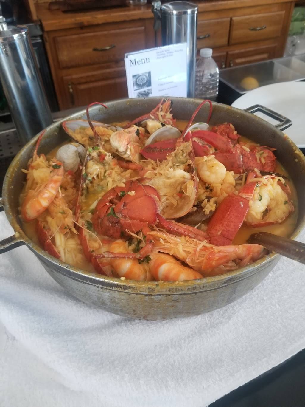 SideLines | restaurant | 65 Elm Rd, Newark, NJ 07105, USA | 8622377609 OR +1 862-237-7609