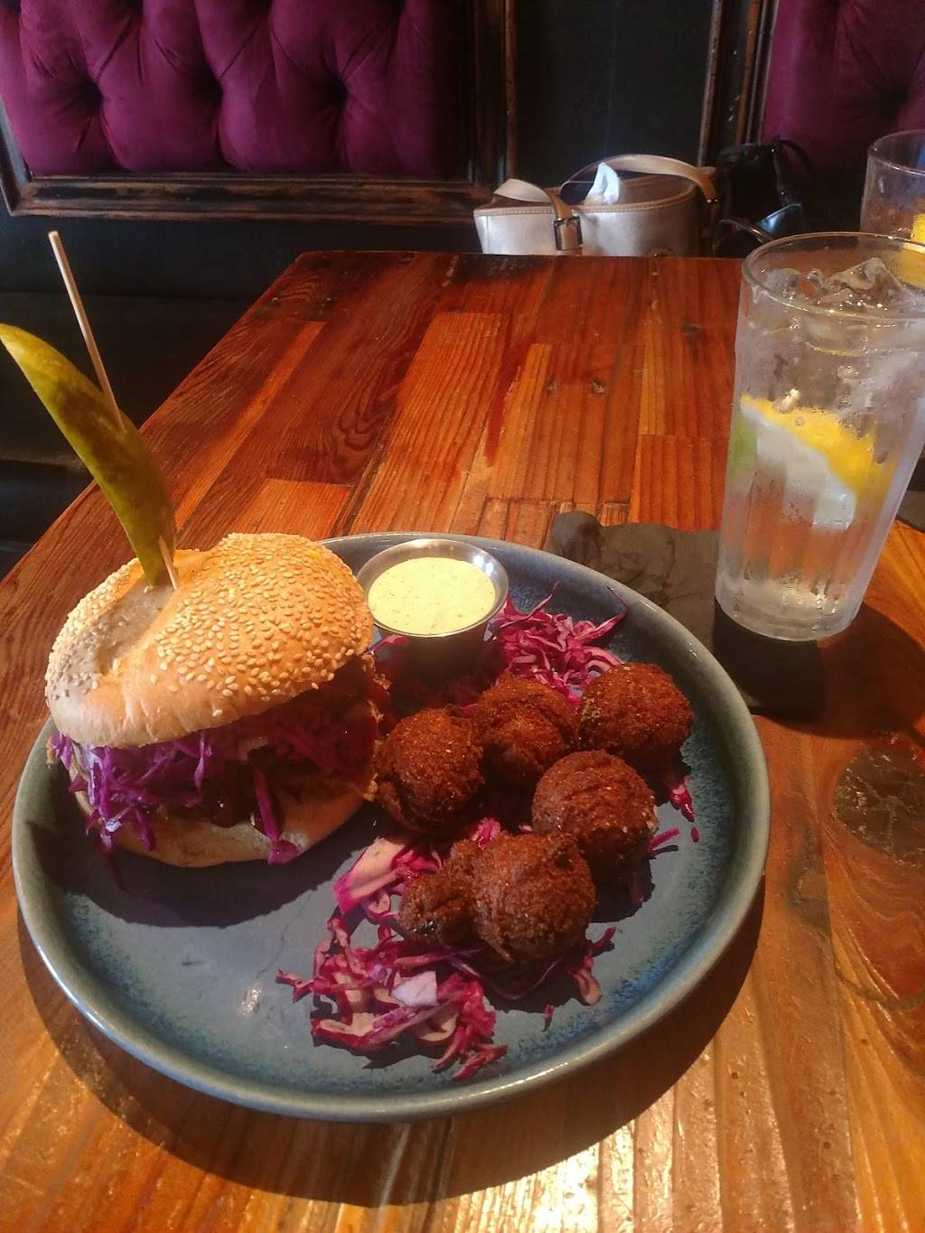 The Parish | restaurant | 6453 N Oracle Rd, Tucson, AZ 85704, USA | 5207971233 OR +1 520-797-1233