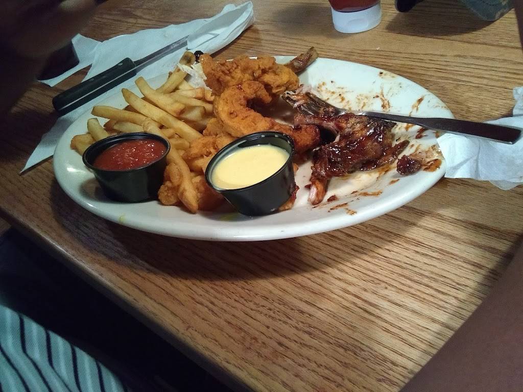 Texas Steakhouse & Saloon | restaurant | 2925 Riverside Dr, Danville, VA 24541, USA | 4347914419 OR +1 434-791-4419