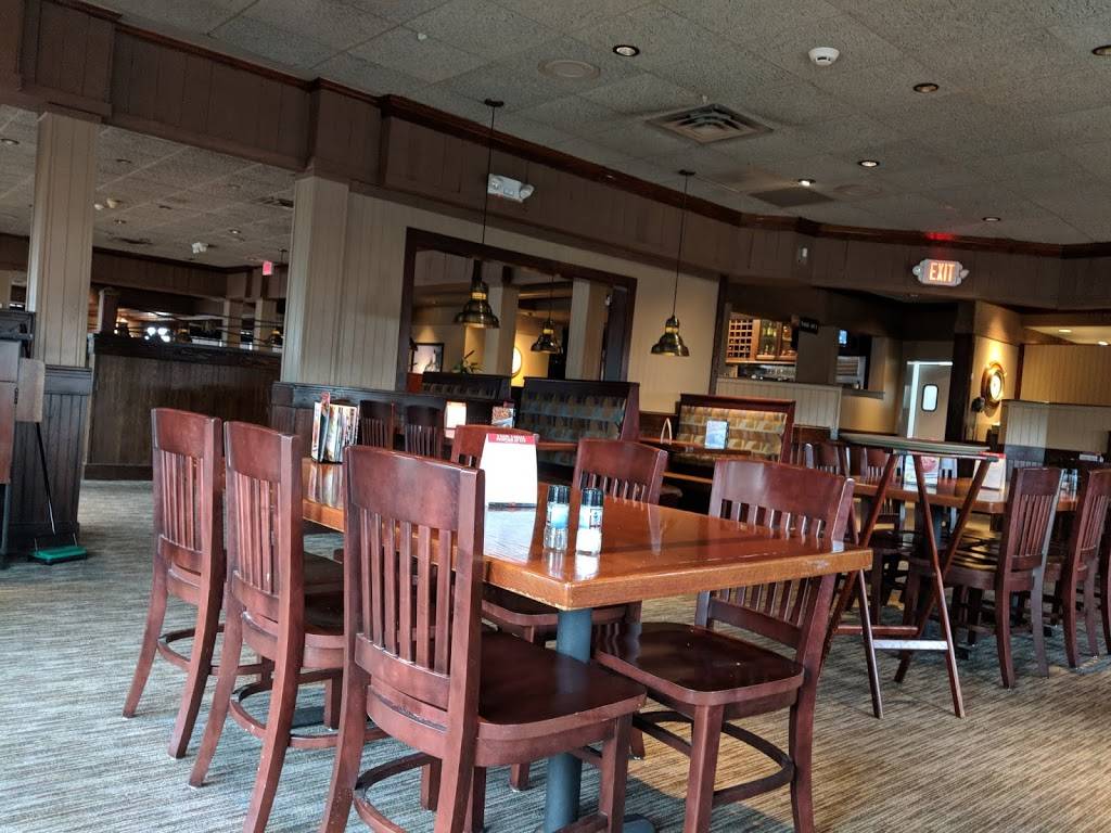 Red Lobster | restaurant | 1010 N Wesleyan Blvd, Rocky Mount, NC 27804, USA | 2529372190 OR +1 252-937-2190