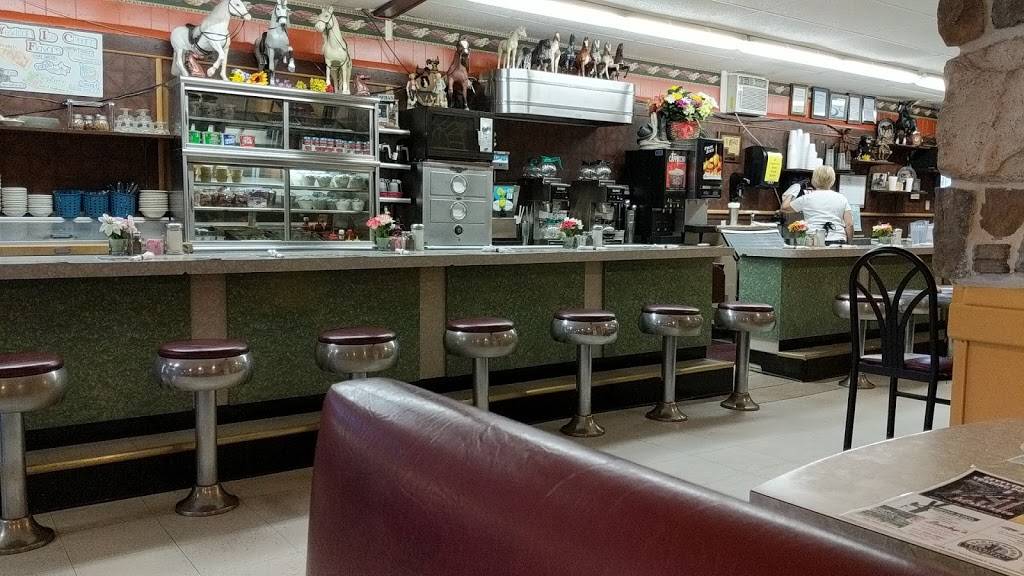 Ray’s El Mariachi Restaurant | restaurant | 4 E Railroad St, Spring Grove, PA 17362, USA | 7172256567 OR +1 717-225-6567