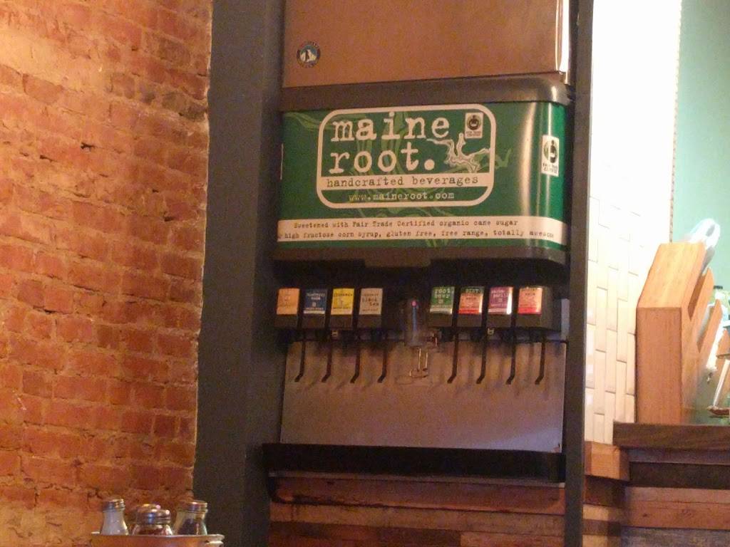 Slice Pizza | restaurant | 431 E Girard Ave, Philadelphia, PA 19125, USA | 2154251555 OR +1 215-425-1555