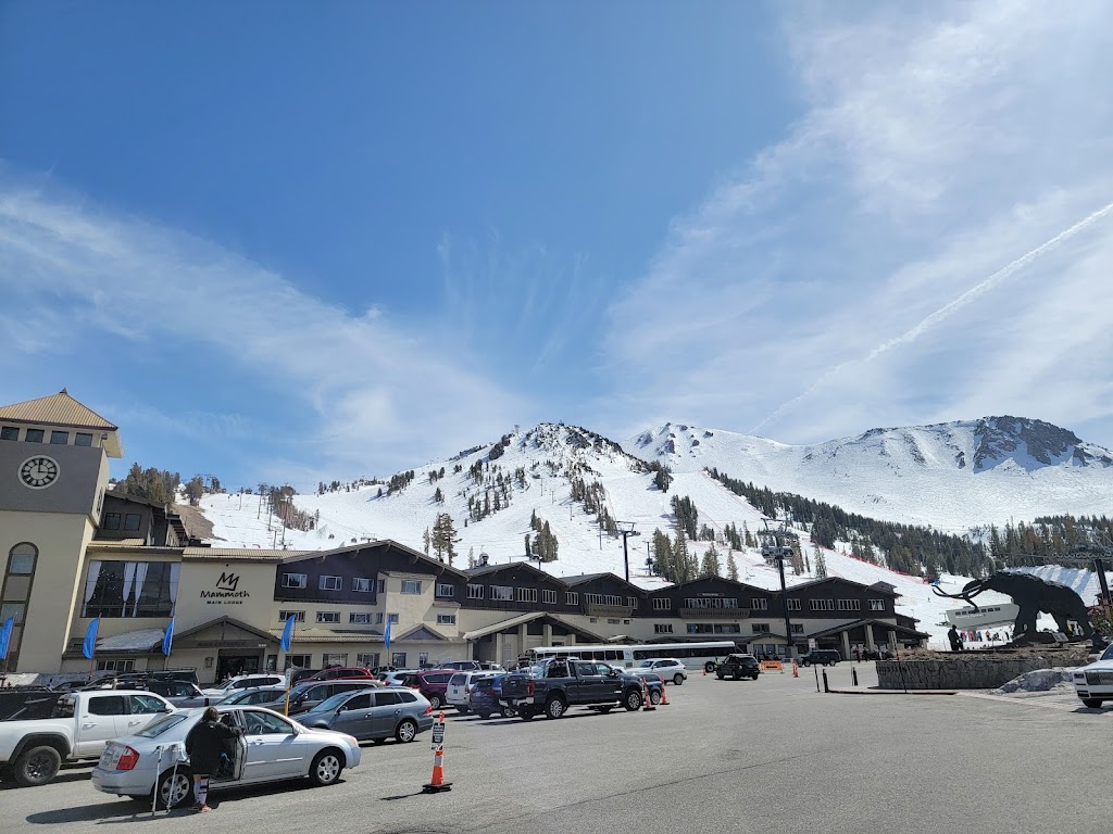 The Yodler Restaurant & Bar | restaurant | 10000 Minaret Rd #2120, Mammoth Lakes, CA 93546, USA | 7609340636 OR +1 760-934-0636