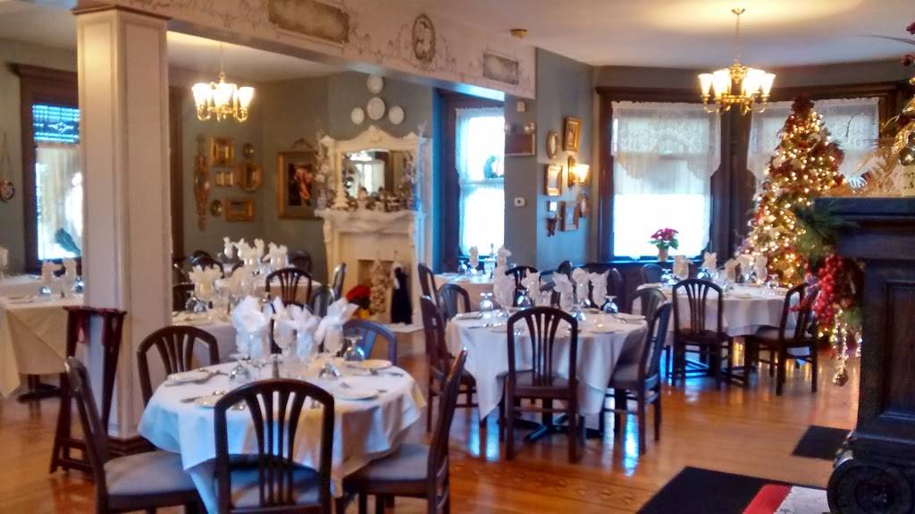 Twelve Oaks Restaurant & Tavern | restaurant | 815 Water St, Brownsville, PA 15417, USA | 7247853200 OR +1 724-785-3200