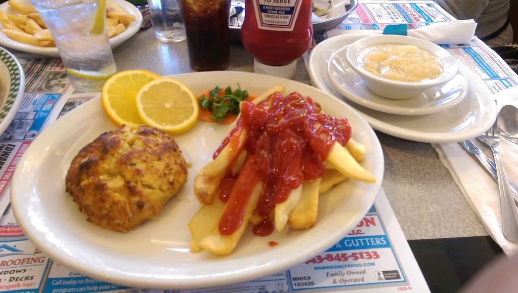 Double T Diner Perry Hall | restaurant | 9010 Belair Rd, Baltimore, MD 21236, USA | 4102480160 OR +1 410-248-0160