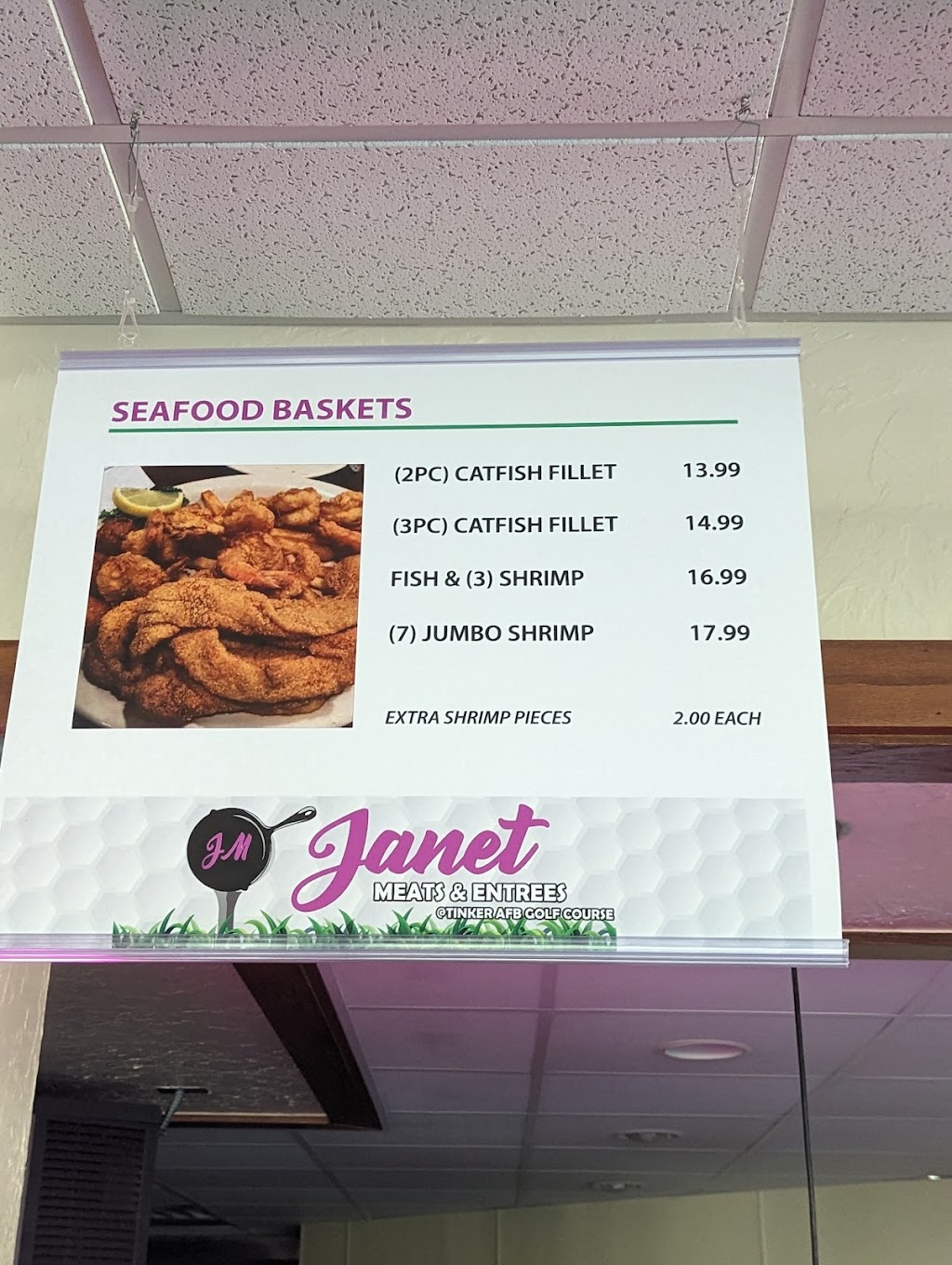Janets | restaurant | 6441 Arnold St, Oklahoma City, OK 73145, USA | 4057343467 OR +1 405-734-3467