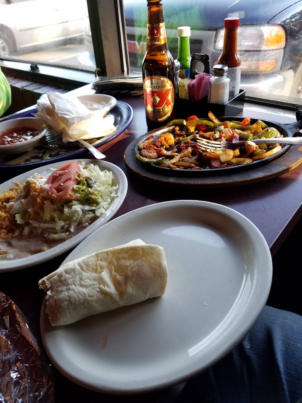 Cazadores | restaurant | 1701 N Main St, Suffolk, VA 23434, USA | 7579239440 OR +1 757-923-9440